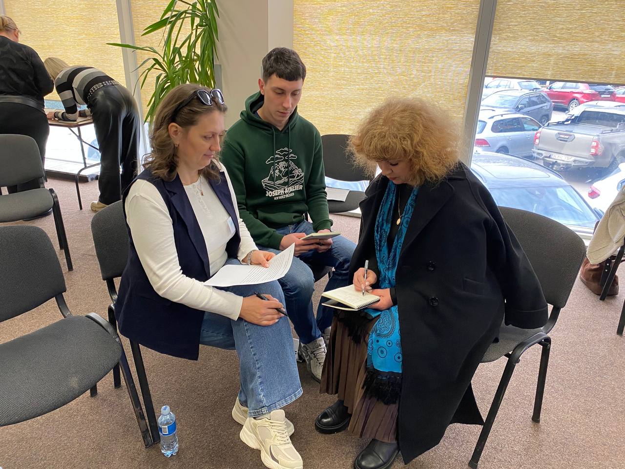 Працівників ЦНАП Буковини навчали емоційної стійкості та профілактики вигорання