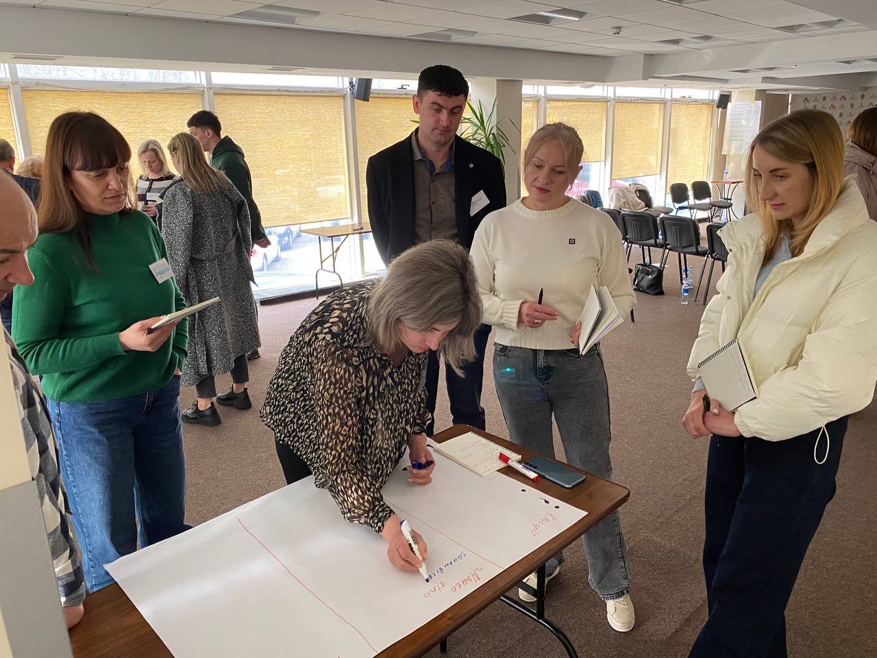 Працівників ЦНАП Буковини навчали емоційної стійкості та профілактики вигорання