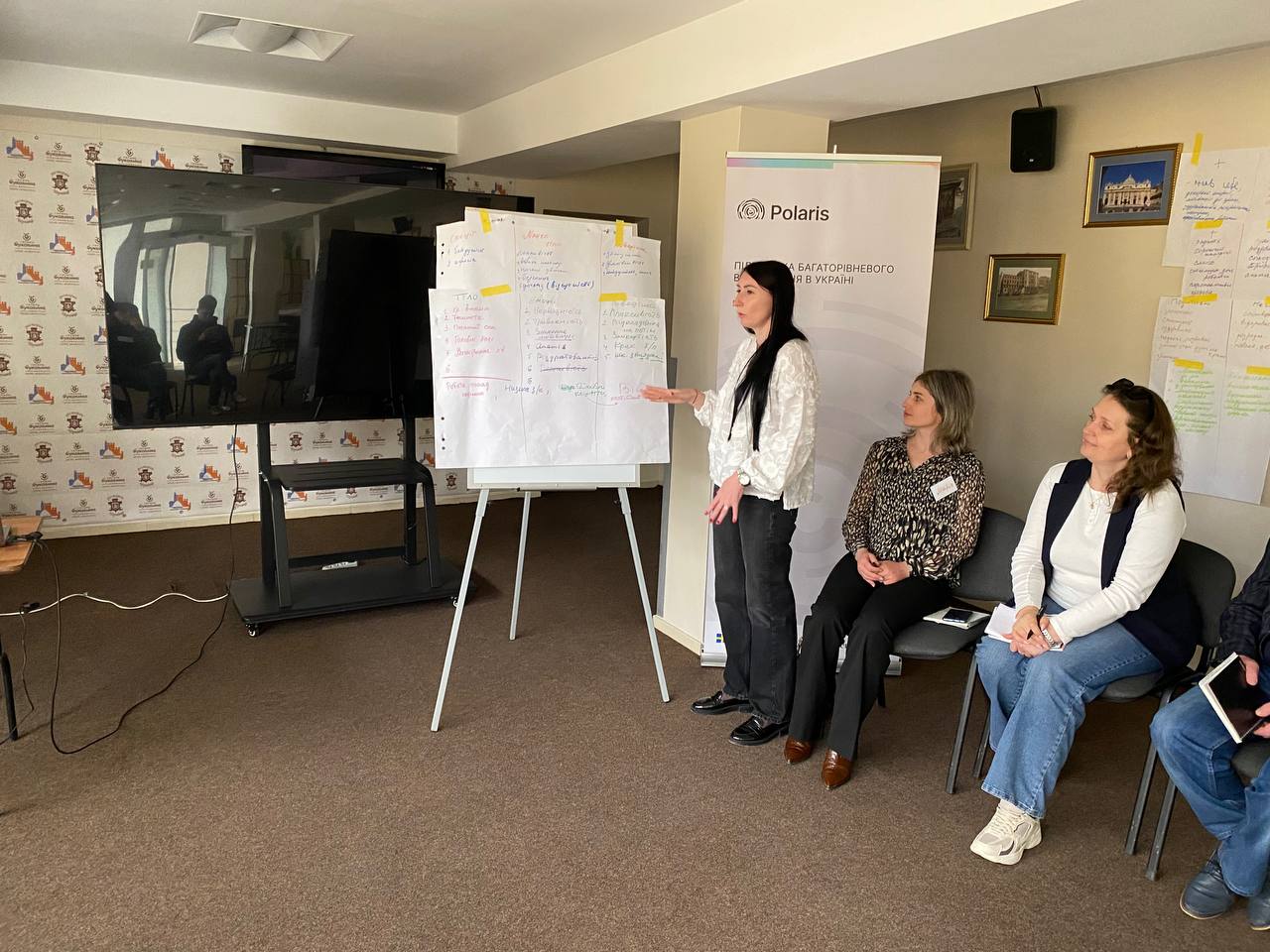 Працівників ЦНАП Буковини навчали емоційної стійкості та профілактики вигорання