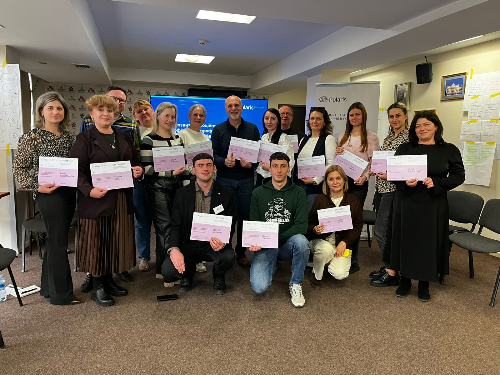 Працівників ЦНАП Буковини навчали емоційної стійкості та профілактики вигорання